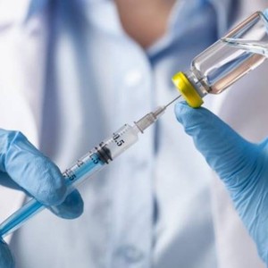 إيطاليا تبدأ تجارب بشرية على لقاح مضاد لـ"كورونا"