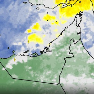 الإمارات - 9:10 م | سحب ركامية تؤثر على الساحل الشمالي بما فيه دبي وابوظبي