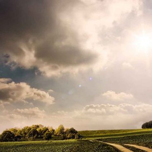 السبت:أجواء باردة ومستقرة نهاراً.. ومنخفض جوي يؤثر تدريجياً خلال الليل