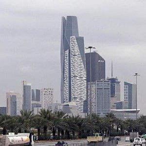 الرياض | تراجع مؤقت على فرص الأمطار وتوقعات بتجددها يوم الأربعاء