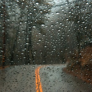 غزة | المزيد من السحب الماطرة تتدفق نحو القطاع وسط أجواء شديدة البرودة