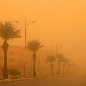 السعودية | هاشتاق تعليق الدراسة يتصدر الترند وموجة الغبار تربك أولياء الأمور .. تفاصيل