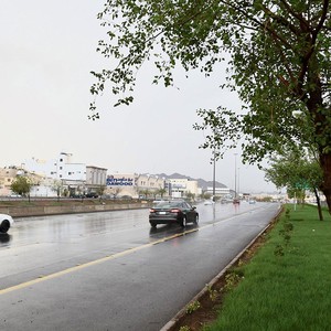 مدينة جدة | تقلبات جوية سريعة وأمطار متفرقة محتملة مساء الأحد