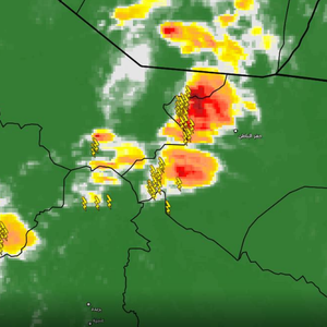 تحديث 5:20م | سحب رعدية تقترب من حفر الباطن والأمطار واردة الساعات القادمة