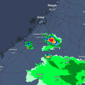 Emirates - 3:25 pm | Thunder clouds affecting the interior parts of Dubai and warning of dust waves that may be caused by downward winds