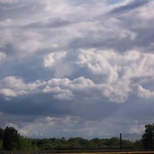 احتمال لبعض زخات المطر في فلسطين يوم الاثنين وفرصة منخفض جوي آخر الشهر