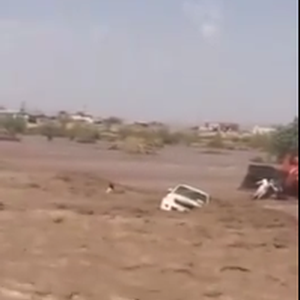 السعودية.. وفاة شخصين في سيل وادي تثليث