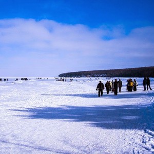 بالصور: تشكيلات مُذهلة من الجليد في ولاية ويسكونسن الأمريكية 