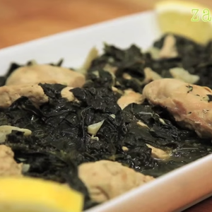 طريقة عمل الملوخية ورق مع صدور الدجاج (فيديو)