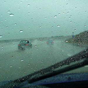 أمطار على طريق الرياض القصيم نهار الثلاثاء 28-3-1435 هـ