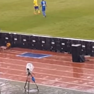 الأمطار تزور الرياض أثناء مبارة النصر والهلال