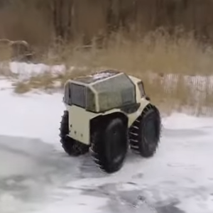 ابتكار عربة يمكن قيادتها في الثلوج والجليد