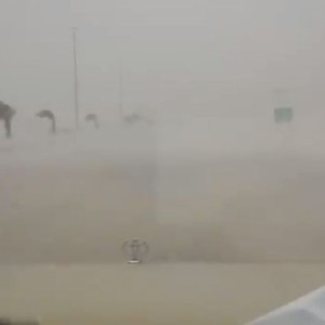 ليس مشهداً من إعصار ساندي..إنها عاصفة الوجه التاريخية 