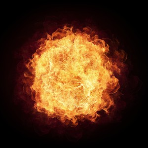 كرة من اللَهب تُفاجئ رجال الدفاع المدني خلال مباشرتهم لحريق بالرياض 