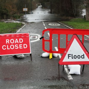 الأمطار الغزيرة تُغرق تكساس !