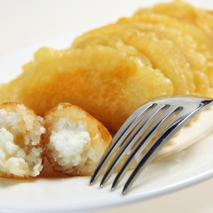 طريقة عمل عجينة القطايف خطوة بخطوة