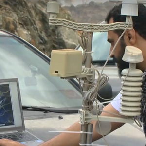 بسبب التقلبات الجوية.. هواية مطاردة السحب تنتشر بالسعودية