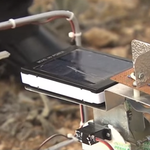 طالبان أردنيان يطوران نظاما للاستفادة من الطاقة الشمسية