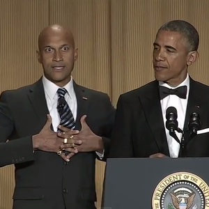 أوباما ومترجمه الغاضب يجذبان ملايين المشاهدات