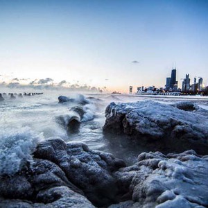 بالصور: ليست من فيلم نهاية العالم .. هي صور حقيقية من مدينة شيكاغو الأمريكية المتجمدة 