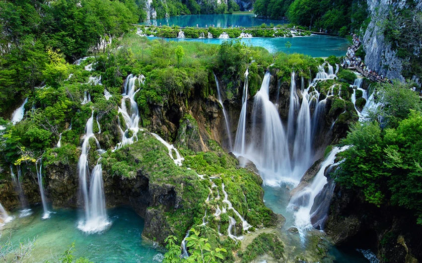 Amazing pictures.. Are these the 10 most beautiful places in the world?