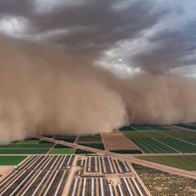 What is the difference between a sandstorm and a dust storm?