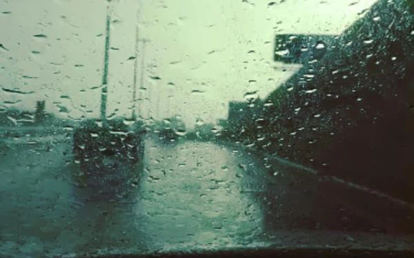 بالصور -سحب ركامية رعدية وهطول الامطار في جنوب غرب المملكة يوم السبت