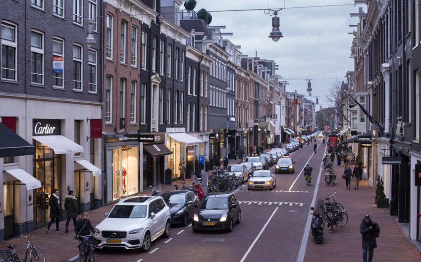 7 of the best shopping streets in the world