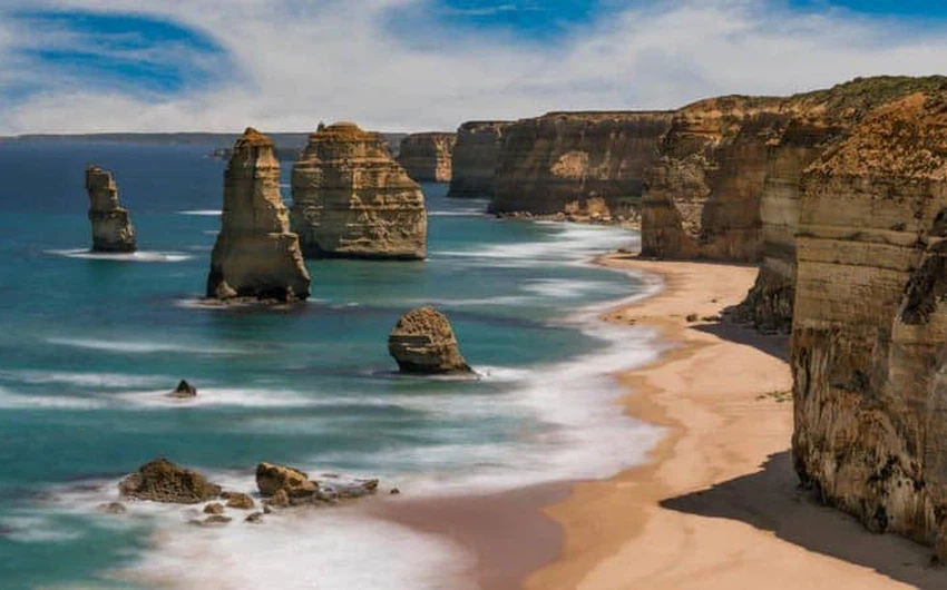 24 pictures of the masterpieces of tourism in Australia
