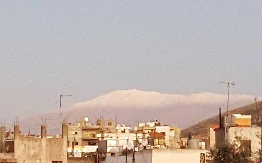  بالصور : جبال لبنان العالية تتكل بالثلوج صباح الخميس