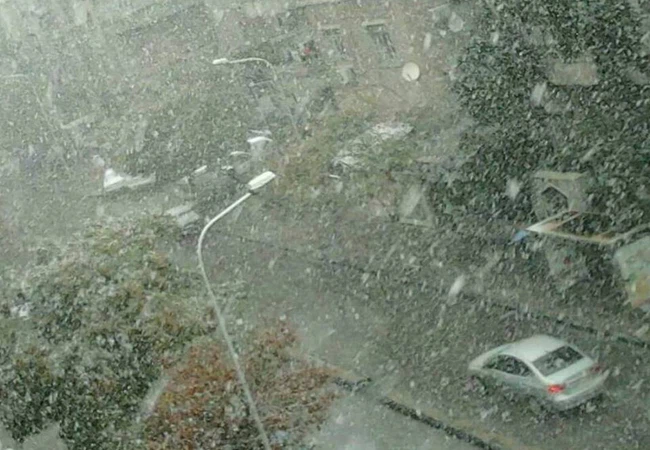 صور متنوعة من العاصفة الثلجية الأخيرة في جنوب سوريا