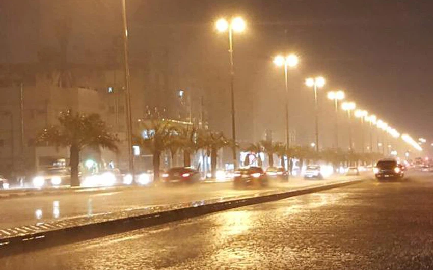 لقطة جميلة من أمطار حي الكعكية مكة_المكرمة من خالد اللحياني