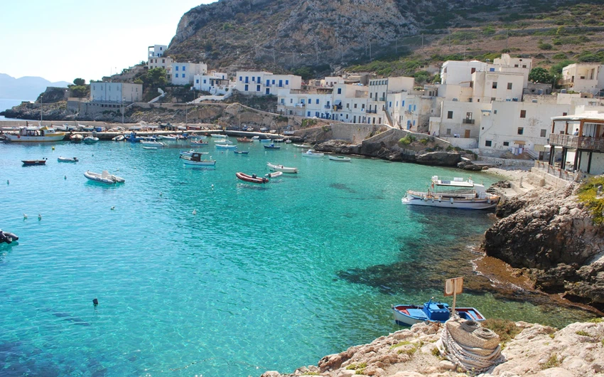 بالصور.. تعرف على أجمل جزر إيطاليا الساحرة