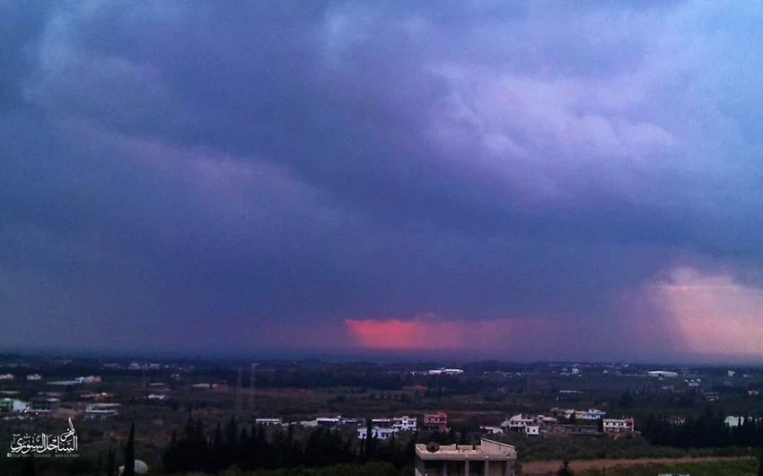 بالصور : كميات مُتفاوتة من المطر تساقطت يوم الجمعة في مدينة دمشق وأجزاء واسعة من ريفها !