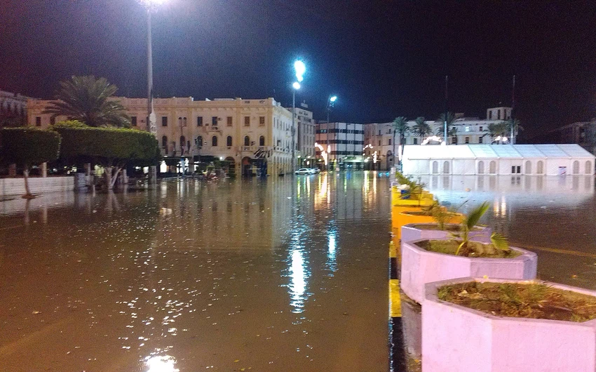 الفيضانات في ميدان الشهداء 