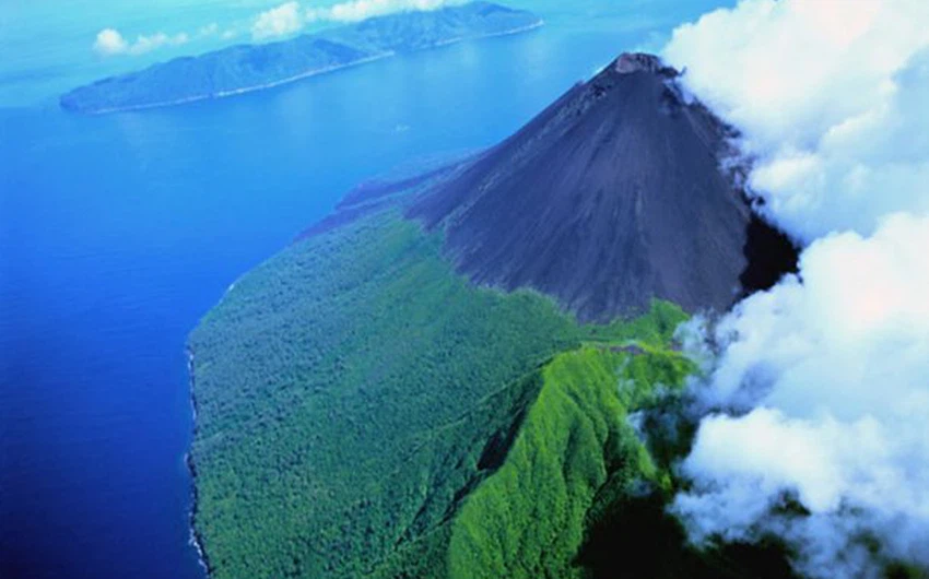 بالصور : تعرف على جزر فانواتو المذهلة في المحيط الهادئ ! 