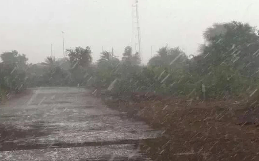هطلت أمطار متفاوته على مناطق متفرقة منقول من شبكة نجم سهيل
