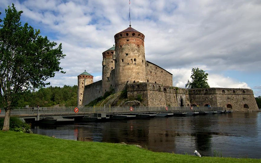 قلعة اولافين في فنلندا