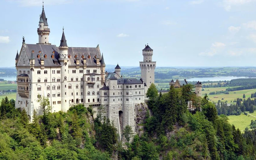 صورة لقلعة نوخواينشتاين في ألمانيا