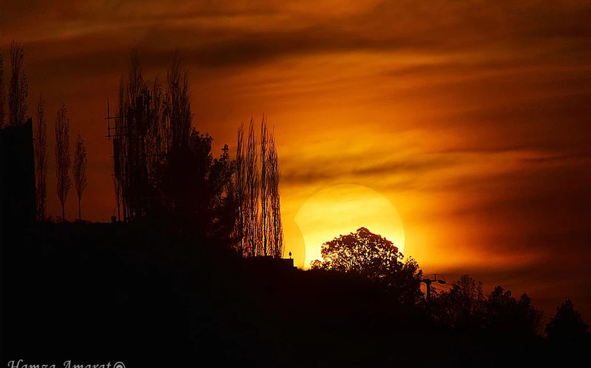 كسوف الشمس في سماء البتراء– تصوير حمزة العمرات