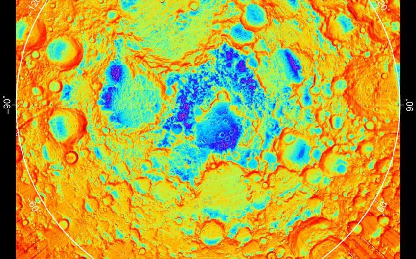 ناسا تعرض أجمل  خمس صور لسطح القمر 