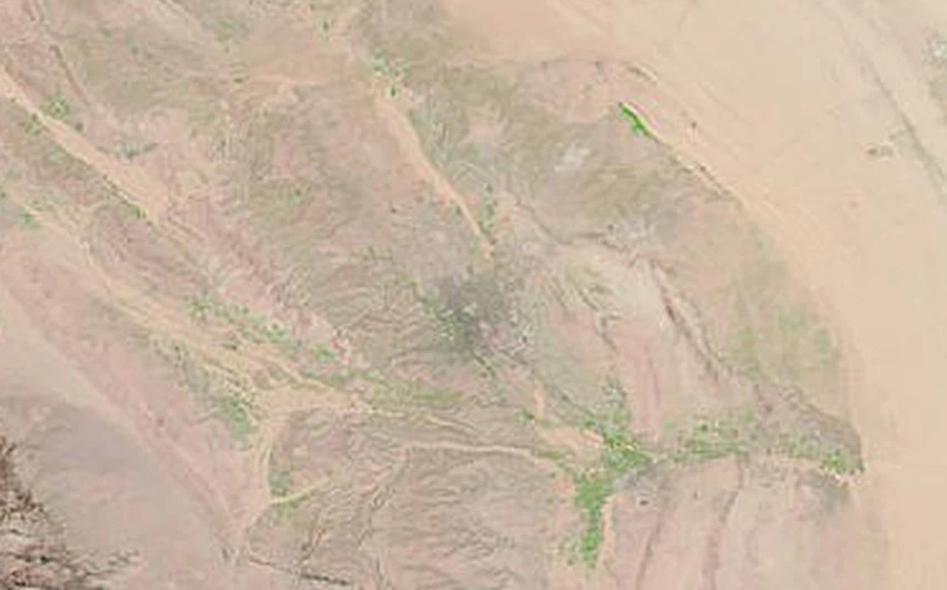 الرياض و ما حولها يلاحظ انتشار الروضات الخضراء في مناطق متفرقة