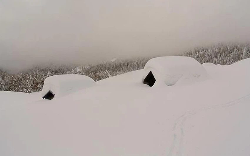 بالصور: تراكم الثلوج في جبال الألب في إيطاليا يتراوح ما بين 180 و 557 سنتيمتر