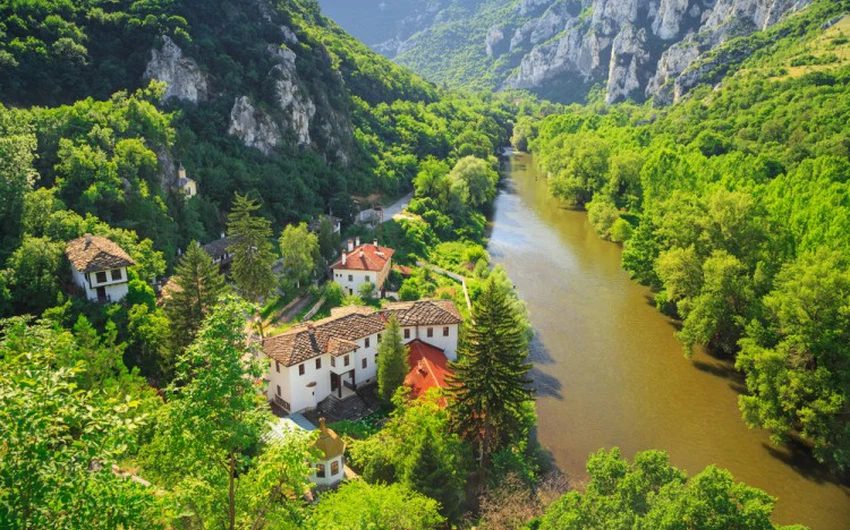 The most beautiful 7 tourist places to visit in Bulgaria