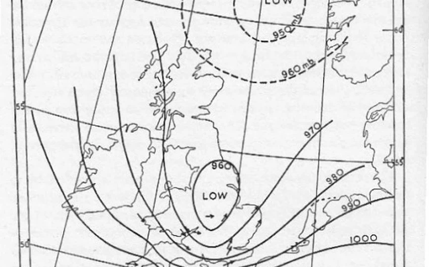 تمركز نادر للعاصفة جنوب الجزر البريطانية
