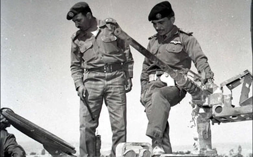 صورة الدبابه التي قادها الملك الحسين بن طلال في معركة الكرامه