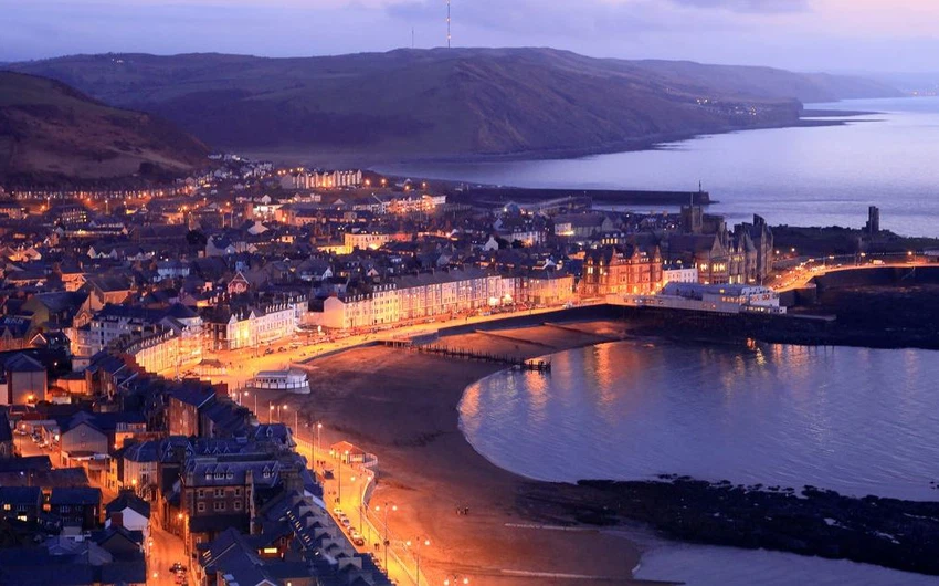 Pictures: 10 tourist cities you can visit in Wales