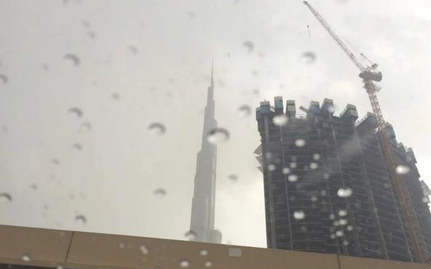 امطار في مدينة دبي