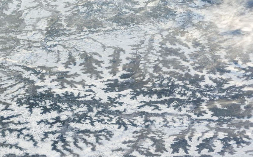 الجليد يُغطي مساحات واسعة من الاراضي الروسية 