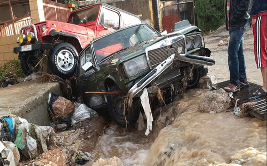 عاصفة مُدمرة وليلة مُرعبة عاشها سُكان "عكار" شمال لبنان 